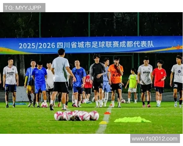 成都足球队最新比赛经验TOP10分析引领潮流助力球队发展 成都足球队最新比赛经验TOP10分析引领潮流助力球队发展